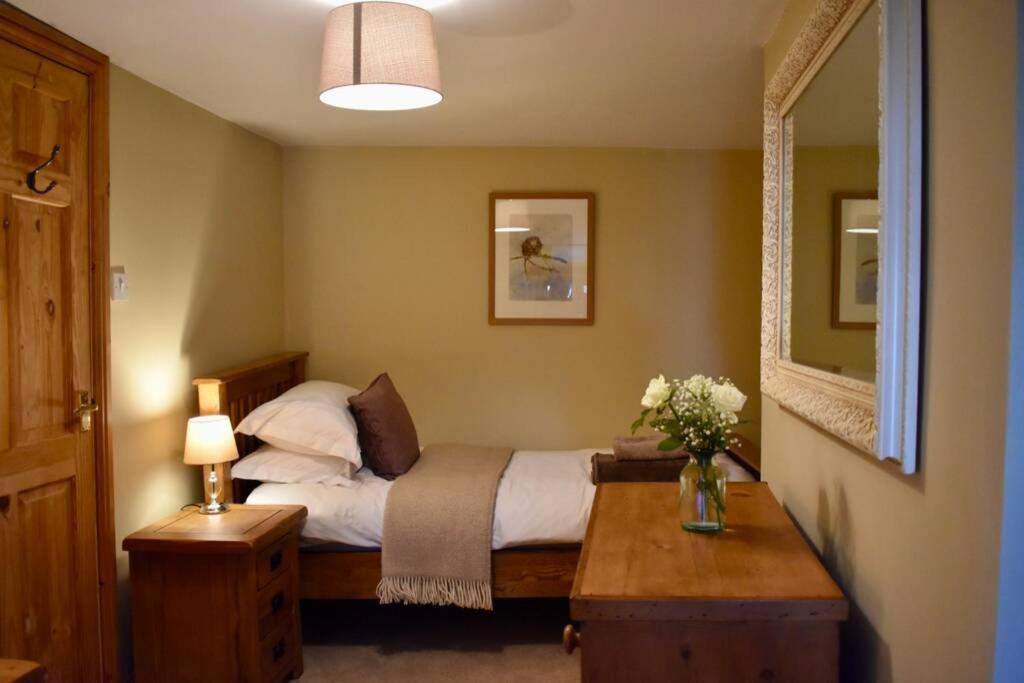 Cross Keys Cottage Holiday Let 비숍캐슬 외부 사진