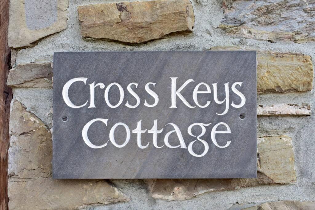 Cross Keys Cottage Holiday Let 비숍캐슬 외부 사진
